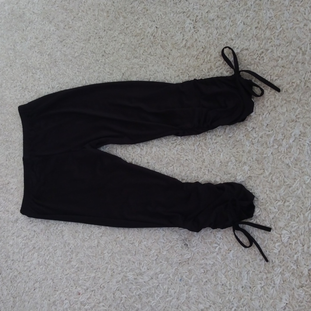 Noracora Black Pants. - Picture 4 of 9